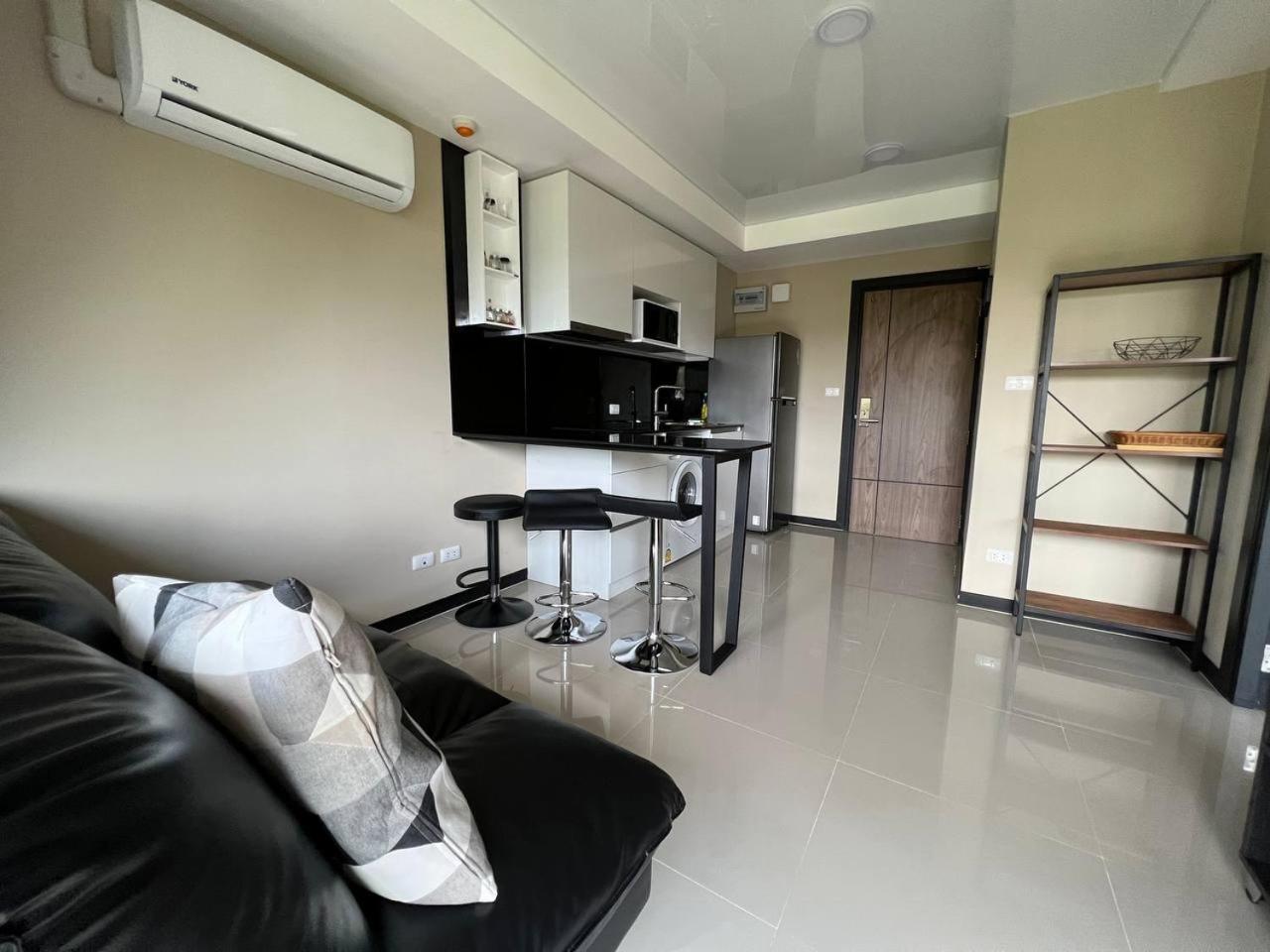 Naiharn Pearl Condo Hotel By Villacarte Nai Harn Room photo
